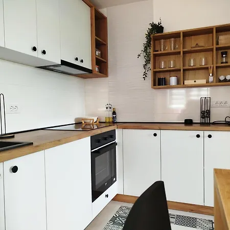 Apartment Alfa *